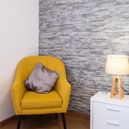 Gasthuis West Side 3*