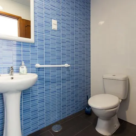 Gasthuis West Side 3*