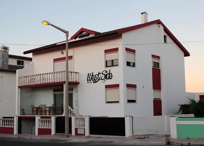 West Side Гостевой дом 3*