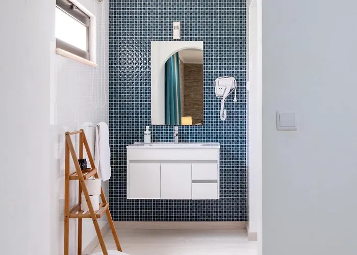 West Side Гостевой дом Пениши